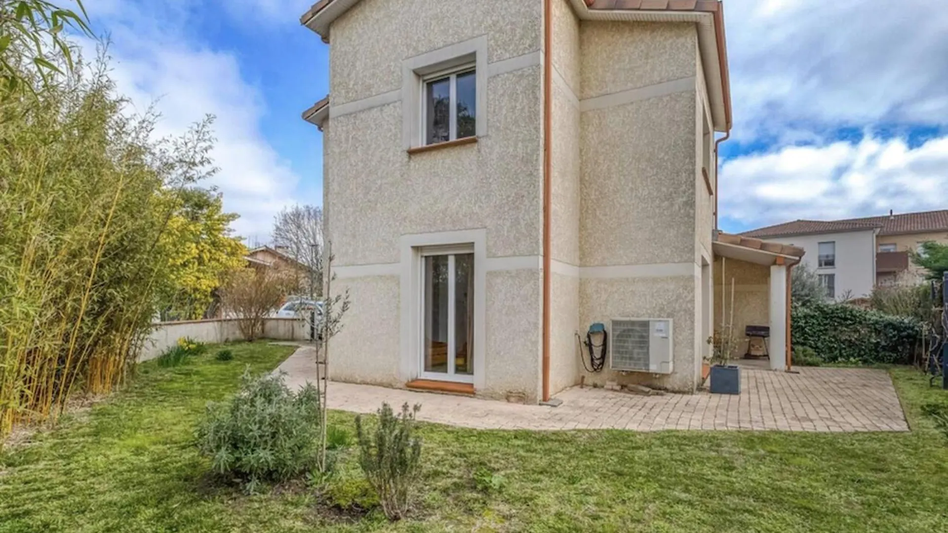 Apartament Splendid Family Home In Tuluza